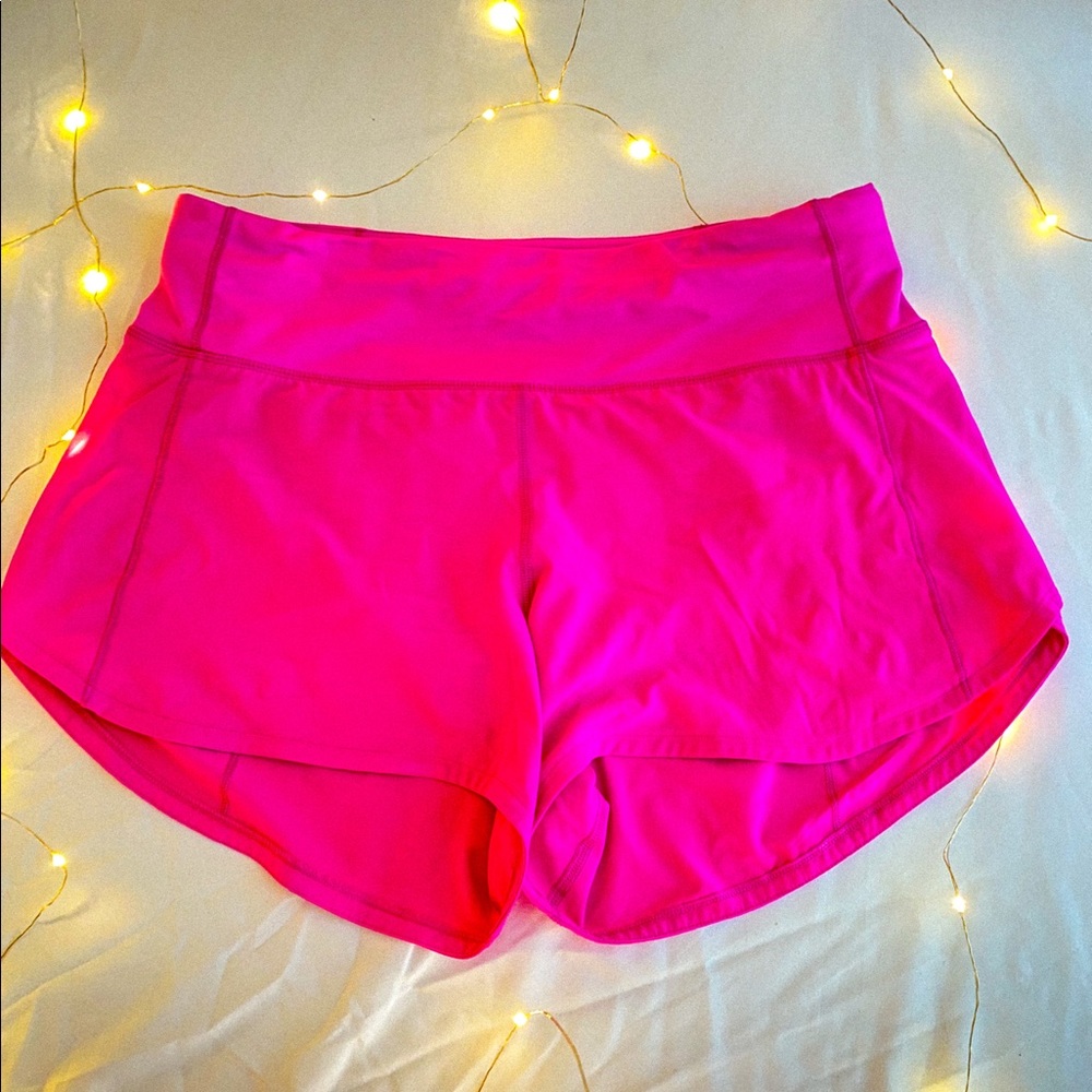 Sonic Pink Speed Up Low-Rise Lined Short 2.5”, Size 6, Lululemon